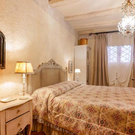 Gallery Guesthouse Bolonia Exterior foto