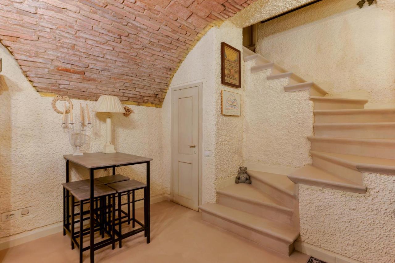 Gallery Guesthouse Bolonia Exterior foto